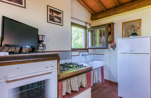San Miniato Villa | Beautiful villa for 12 people with private pool, TV, patio and pets allowed