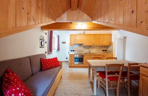 Mazzin House | Beautiful villa for 11 people with WIFI and TV