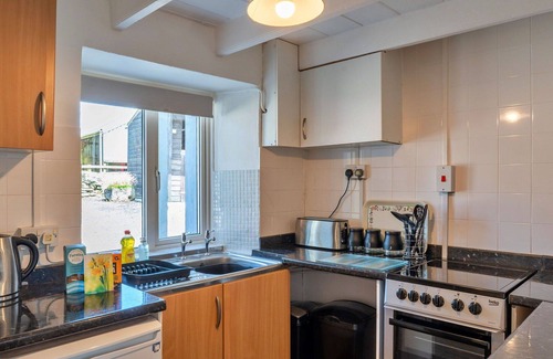 Liskeard House | Beautiful villa for 3 people with WIFI