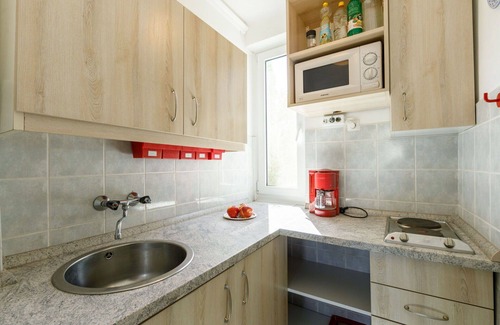 Balatonlelle House | Beautiful villa for 4 guests with WIFI, A/C, TV, terrace and pets allowed