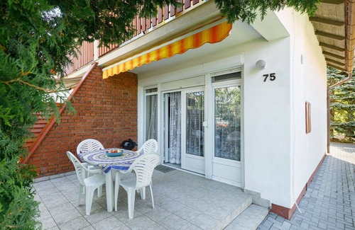 Balatonlelle House | Beautiful villa for 4 guests with WIFI, A/C, TV, terrace and pets allowed