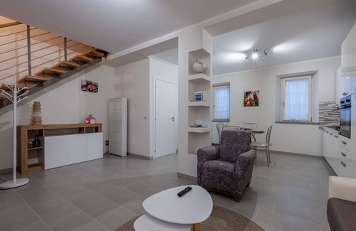 Mergozzo House | Beautiful villa for 4 guests with WIFI, TV, balcony and pets allowed