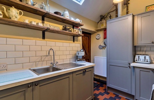 Tunstall House | Beautiful villa for 6 people with WIFI