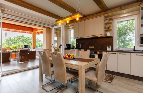 Revfulop Villa | Beautiful villa for 6 guests with WIFI, TV and terrace