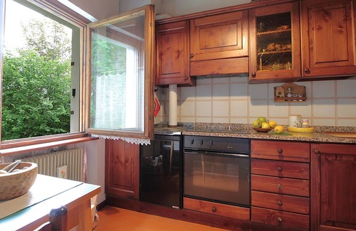 Nevegal House | Beautiful villa for 6 guests with WIFI, TV, terrace and pets allowed