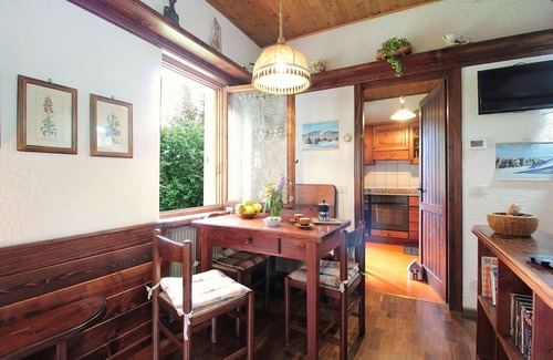 Nevegal House | Beautiful villa for 6 guests with WIFI, TV, terrace and pets allowed