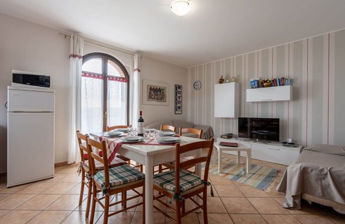 Barolo House | Beautiful villa for 6 people with private pool, WIFI, TV and terrace