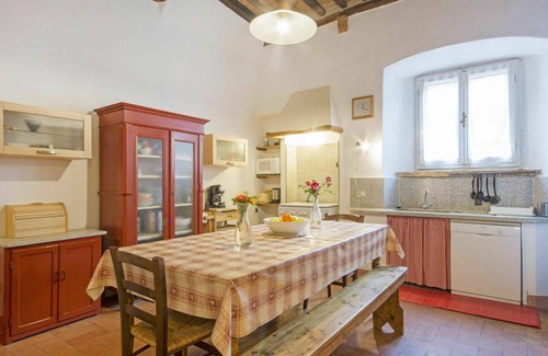 Volterra Villa | Beautiful villa for 9 people with private pool, WIFI, TV, patio, pets allowed and panoramic view