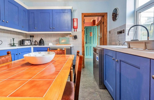 Dyffryn Ardudwy House | Beautiful villa for 11 guests with WIFI, terrace and pets allowed