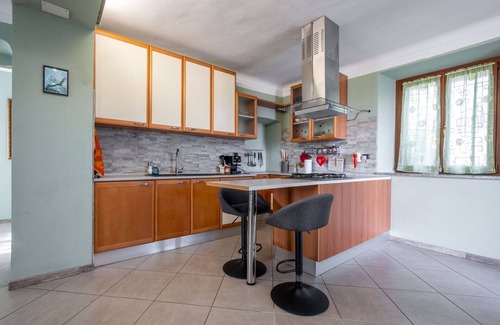 Gottasecca House | Beautiful villa for 7 guests with hot tub, WIFI, TV, patio, pets allowed and panoramic view