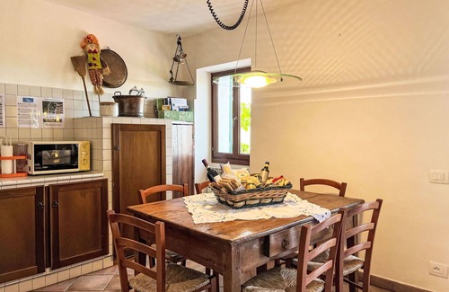 Lucinasco House | Beautiful villa for 6 people with A/C, WIFI, TV and patio