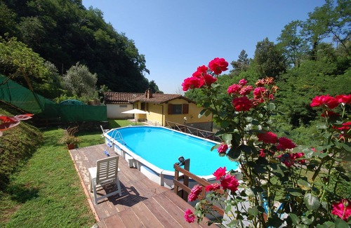 Massa e Cozzile Villa | Beautiful villa for 6 people with private pool, internet, TV, patio and pets allowed