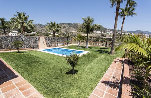 Frigiliana Villa | Beautiful Villa With Air Conditioning, WIFI Internet, Private Pool And Gardens