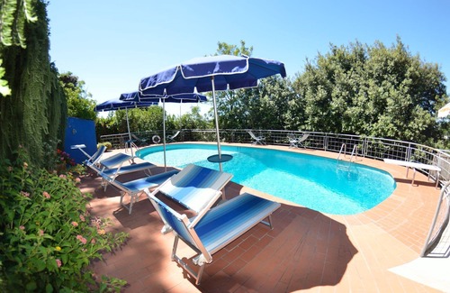 Massarosa Villa | Beautiful villa with A/C, WIFI, private pool, TV, veranda and pets allowed, close to Viareggio