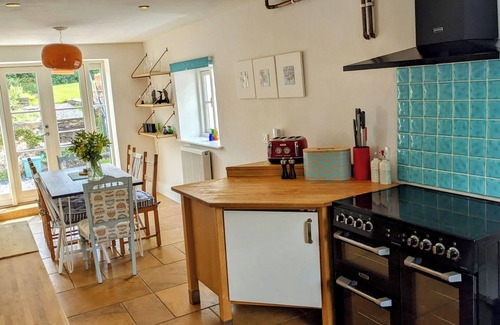Gwynfe Other | Beautiful Village Farmhouse, Stunning Views