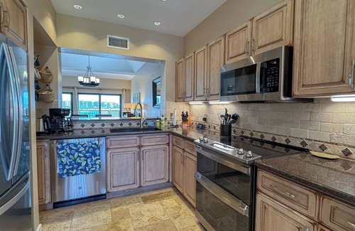 Isles of Capri Condo | Beautiful water front condo with a View! Isles of Capri