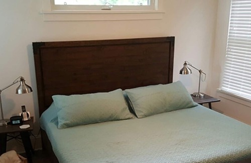 Cherry Valley Cottage | Beautiful Waterfront Cottage on a Resort Community - near beaches of Sandbanks