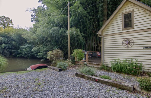 Skyland Cabin | Beautiful Waterside Cabin (2), Great Location, View, 8 Min To Downtown, Biltmore