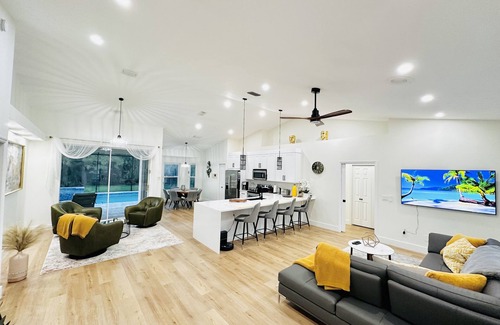 Naples House | Beautiful welcoming house in Paradise named Naples!