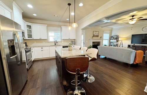 Martinez House | Beautifully 5-Bed, 3-Bath Home Just 5 Miles from Augusta National Golf Club!