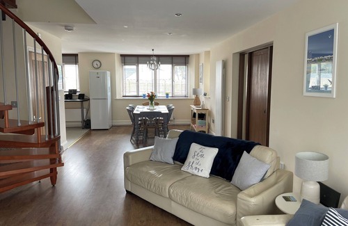 Rhosneigr House | Beautifully Converted 2 Bedroomed Church - Sleeps 6 with new Bathroom for 2024
