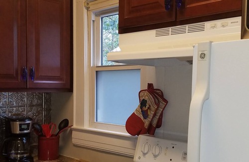 Winston - Salem Apartment | Beautifully furnished downtown 1 BR, 1Ba Apartment 1870s historic district