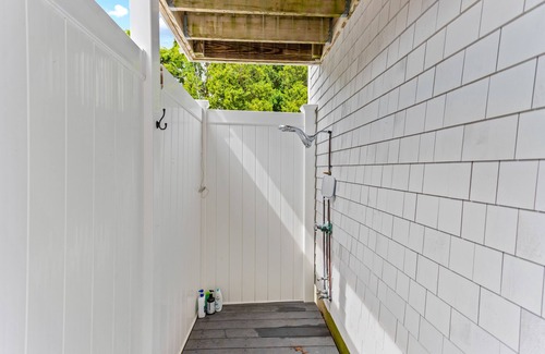 Centerville House | Beautifully furnished Barnstable home in the “center” of the action!
