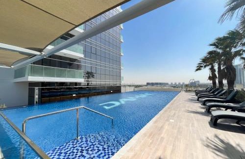 Dubai Apartment | Beautifully Furnished Studio with Skyline Views