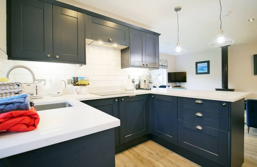 Aviemore House | Beautifully furnished three- bedroom property, offering a luxurious feel with its stylish decor and