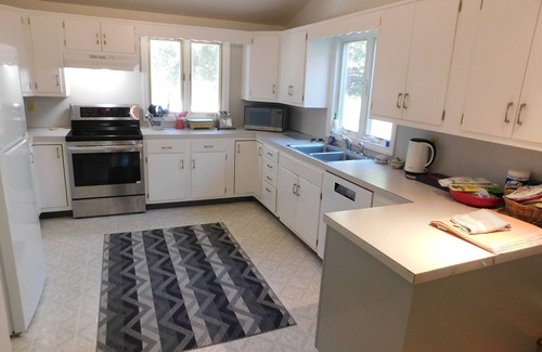 Wellfleet Condo | Beautifully Maintained Home, Large Deck (CS0004)