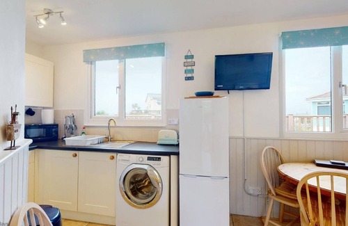 Hayle Cottage | Beautifully presented, comfortable and located just a few minutes from the three miles of sand