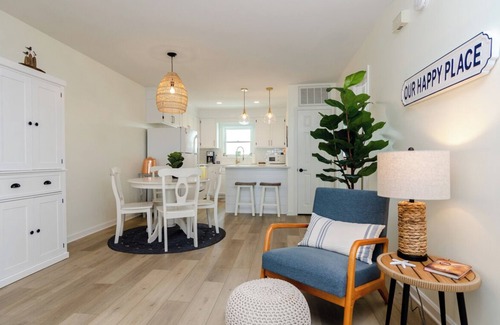 North Carolina Coast Condo | Beautifully Remodeled 2 BR with Ocean Views