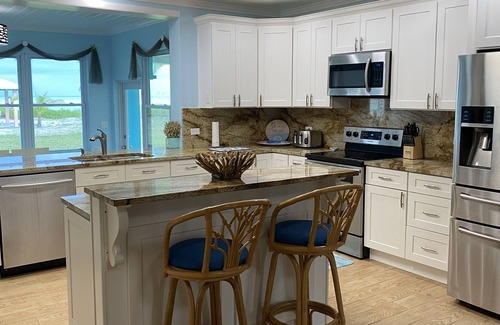 Spanish Wells House | Beautifully remodeled beachfront home- breathtaking views
