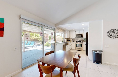 Sonora Sunrise House | Beautifully Remodeled Mid-Century Modern Home with Private Heated Pool & Spa
