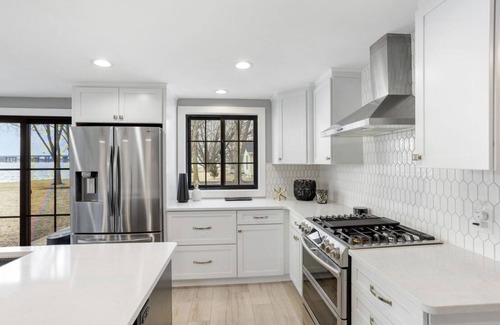 Neenah House | Beautifully Remodeled Waterfront Home with Amazing Bunk Bedroom