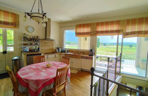 Trebes Villa | Beautifully renovated manor house with swimming pool and grounds