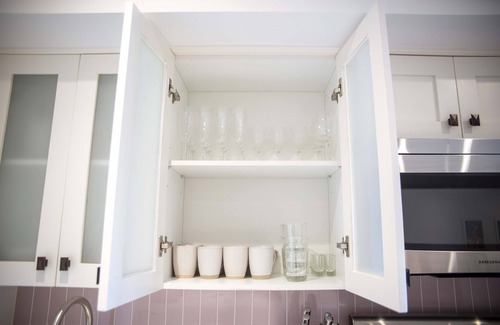 Leslieville Apartment | Beautifully renovated open concept with very large living space.