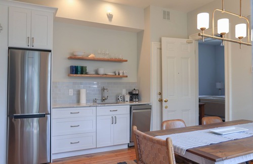 Cape May House | Beautifully Renovated in Heart of Cape May - 1 Block to Beach; 1 Block to Mall