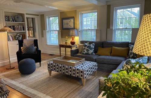 Nantucket Town House | Beautifully Restored in-Town Antique