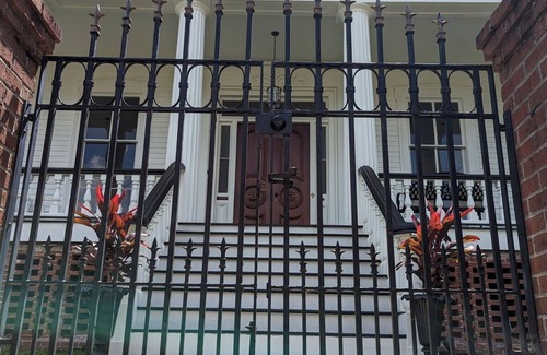 Riverwalk House | Beautifully Restored Modern Flair Greek Revival Estate in Downtown Wilmington