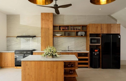 Sunset Road House | Beautifully Serene 5 Bedroom Villa, Seminyak