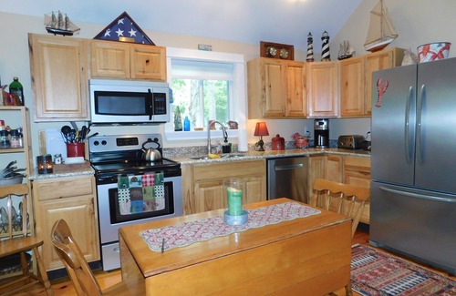 West Poland House | Beautifully updated pet-friendly home on Upper Range Pond.