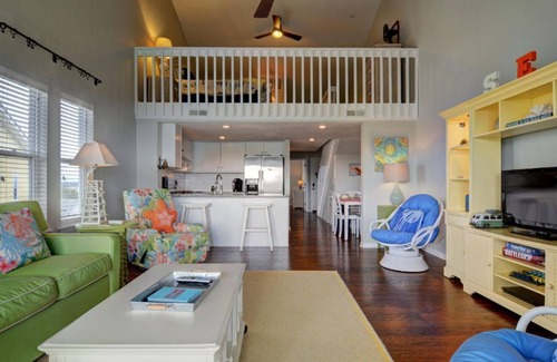 Surf City Condo | Beautifully Updated TOP FLOOR Condo with Ocean & Pool Views