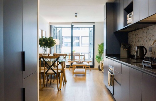 Apoquindo Apartment | Beauty 2BR Haven for 5 in Lively Las Condes Oasis