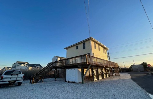 Manahawkin House | BEAUTY BY THE BAY. Perfect for a family to get away and enjoy LBI.
