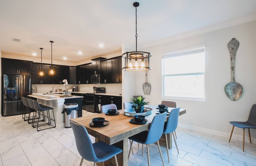 Kissimmee Villa | Beauty Vacation Home w/South Pool & Spa & more