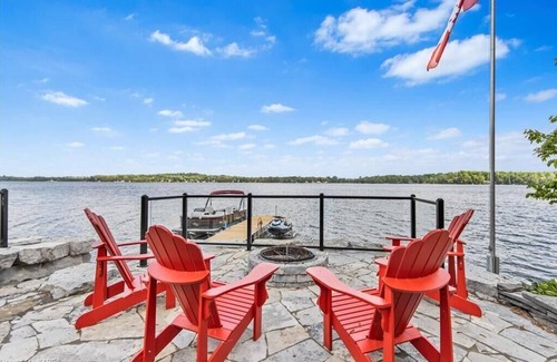 Erinsville House | Beaver Lake Retreat, Escape to Beaver Lake Retreat