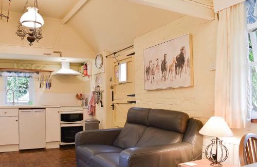 Harleston House | Beck Gate