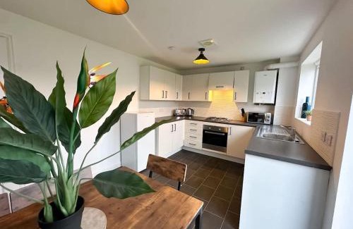 Middlesbrough House | Beck House by Blue Skies Stays