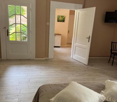 Kikinda Bed & Breakfast | Bed and Breakfast "Caffe-caffe"